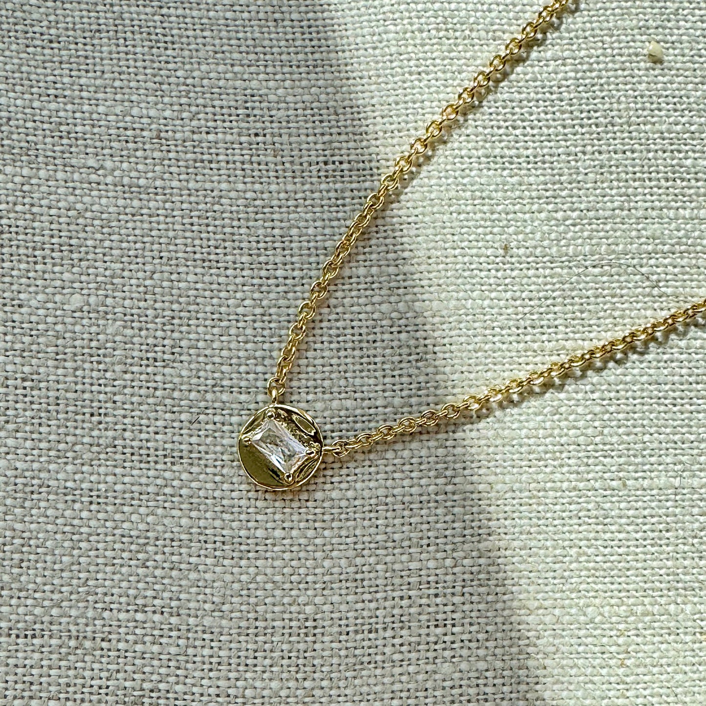 The Halo Pendant