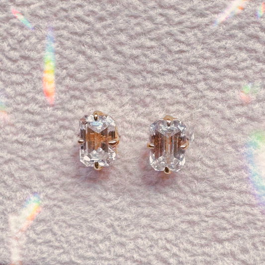 The Noor Studs
